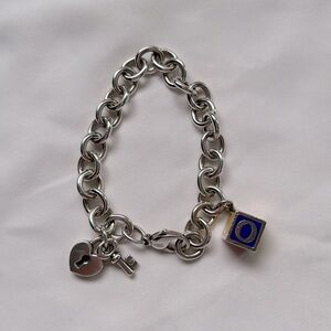 james avery classic cable charm bracelet.